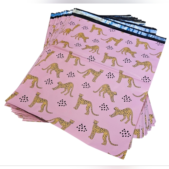 Other - Poly Mailers Pink Leopard Print 14.5" X 19" 24 Count